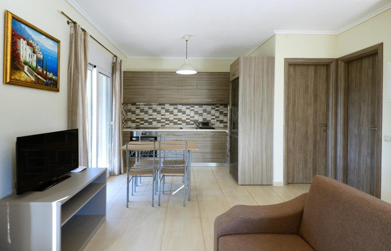 Botanica & Holiday home *